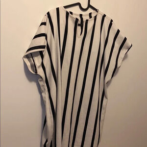 Striped black white oversized tunic top